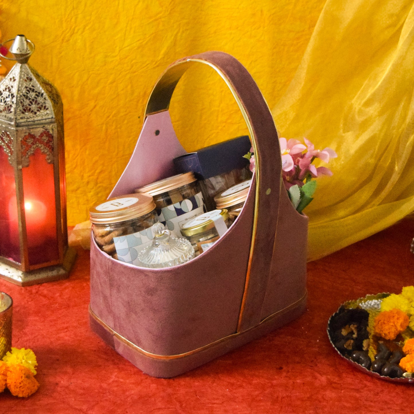 ROSE VELVET HAMPER