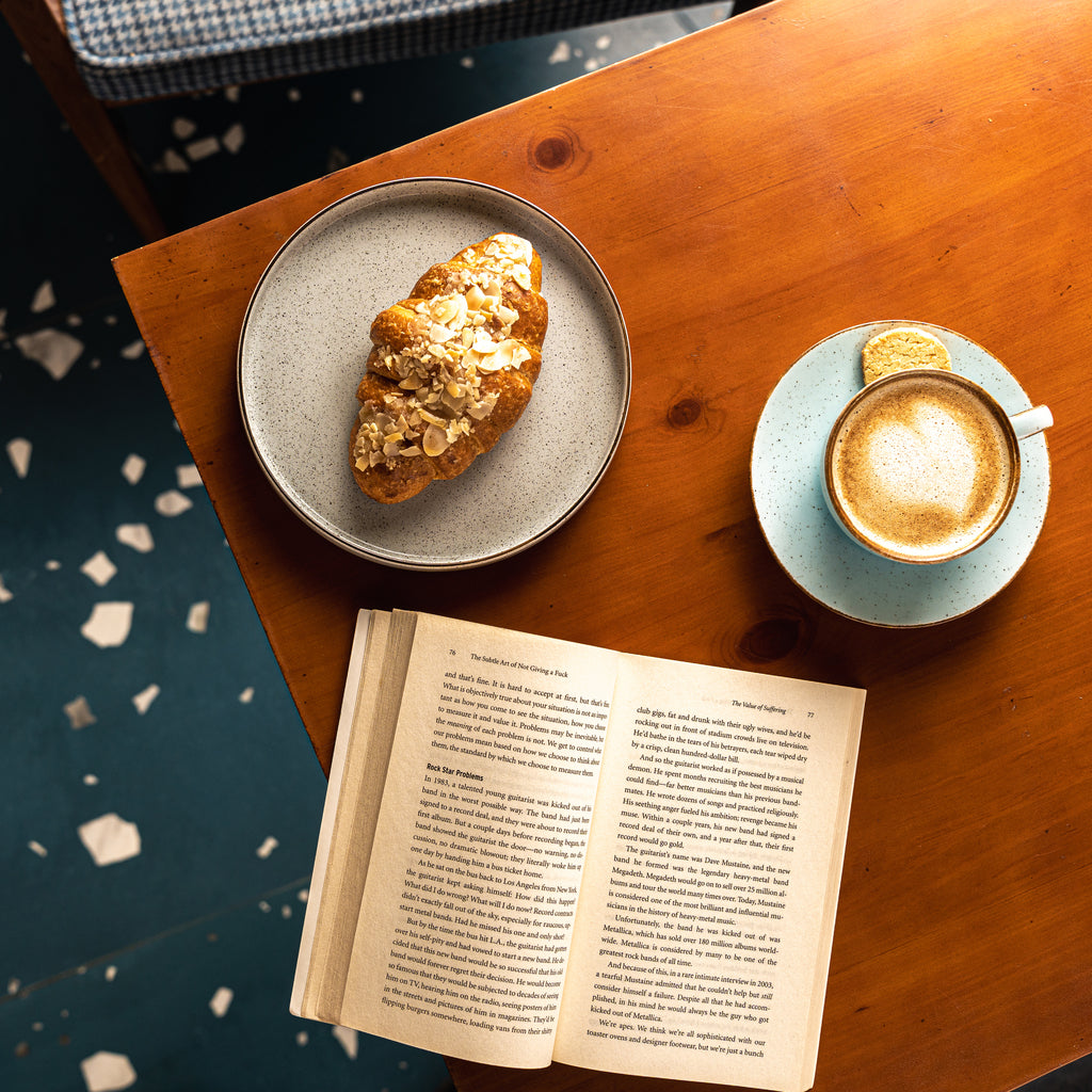 ALMOND CROISSANT