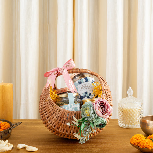 MOON WICKER BASKET (SMALL)