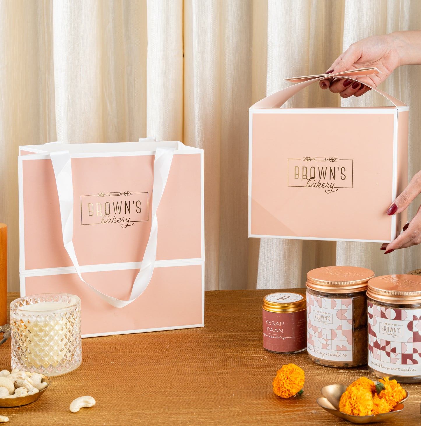 PEACH BAG HAMPER